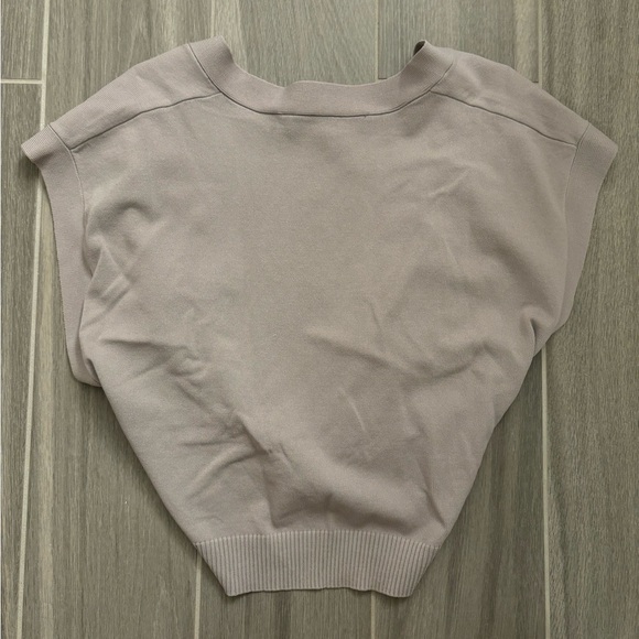 Lioness stone cold knit top - Picture 2 of 4